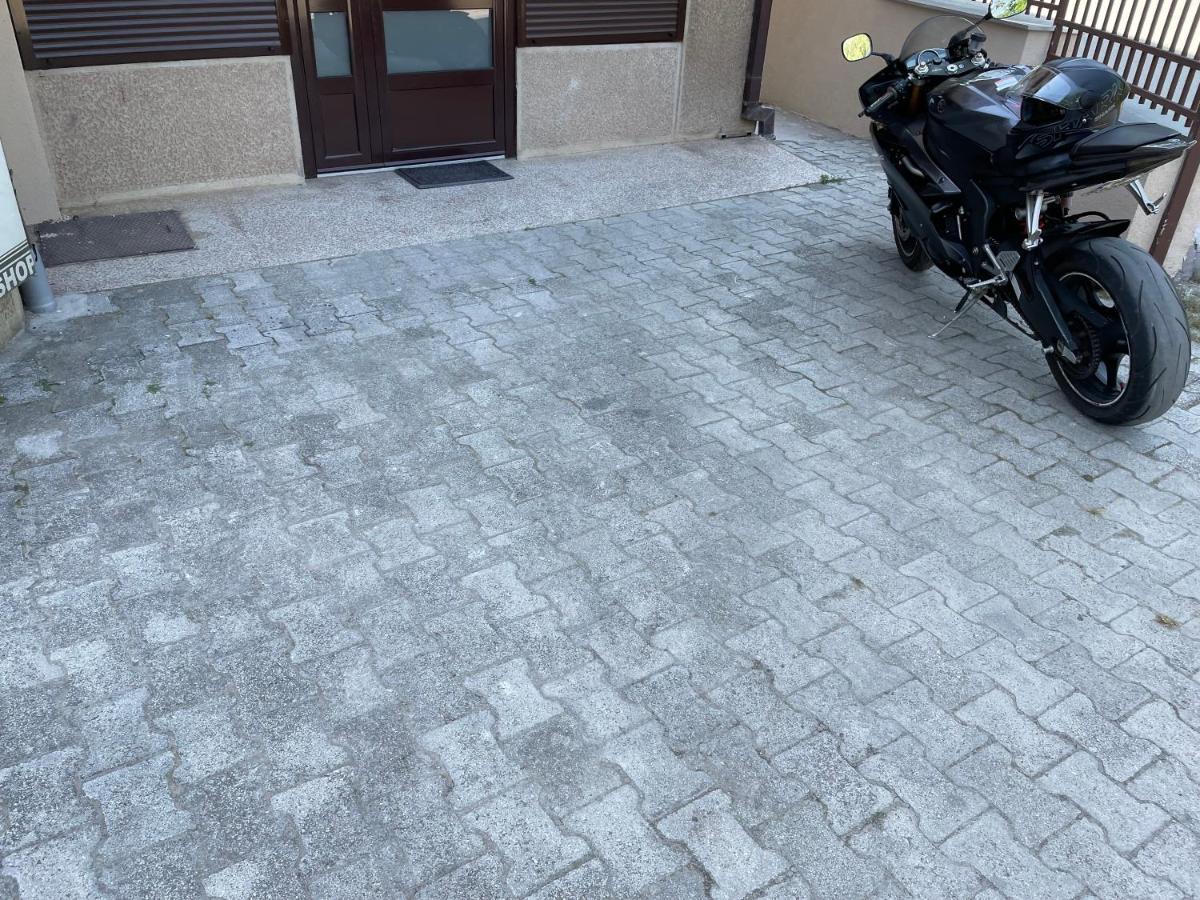 Bora Apartmani - Free Parking - City Center Vranje Exterior photo