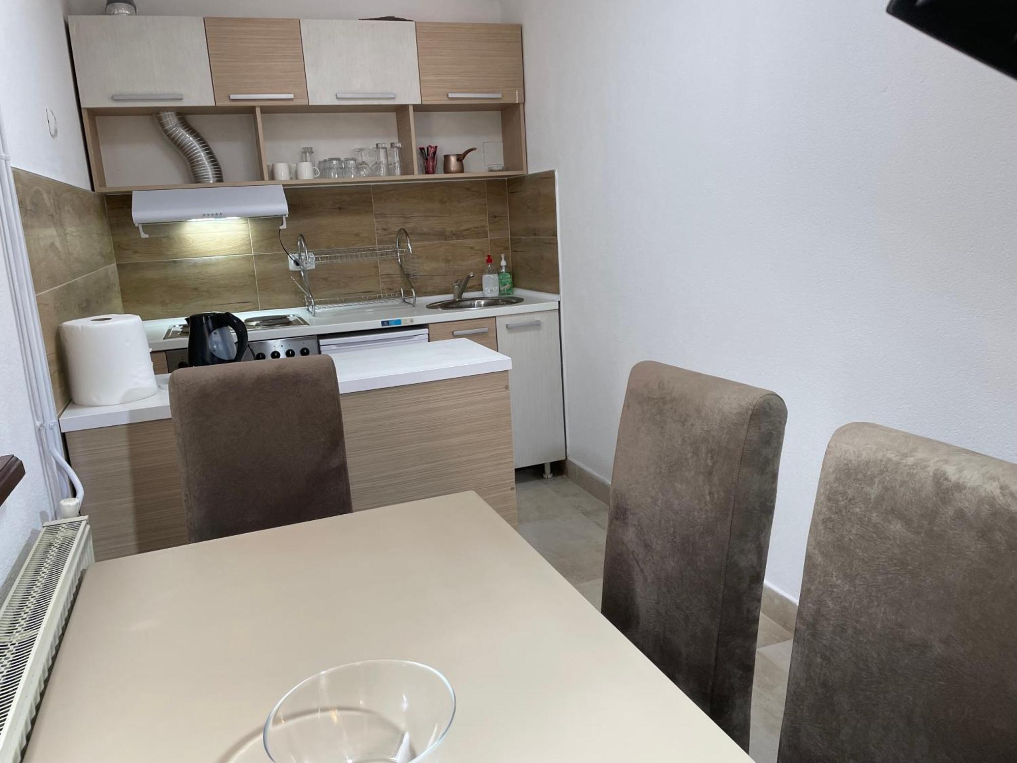 Bora Apartmani - Free Parking - City Center Vranje Exterior photo